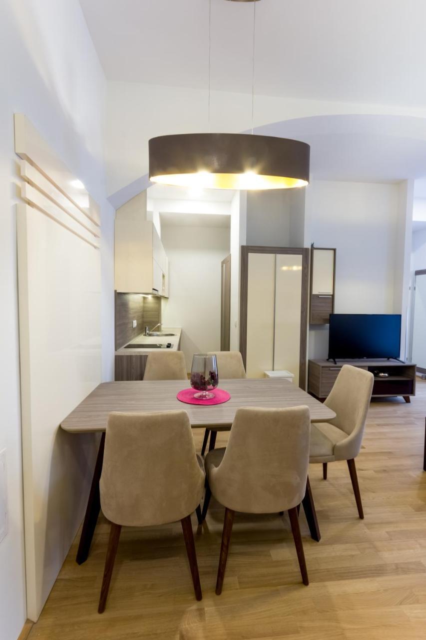 Debo Apartments Naehe Westbahnhof - Contactless Check In Bécs Kültér fotó